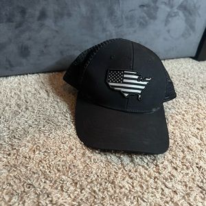 Black and white Texas hat